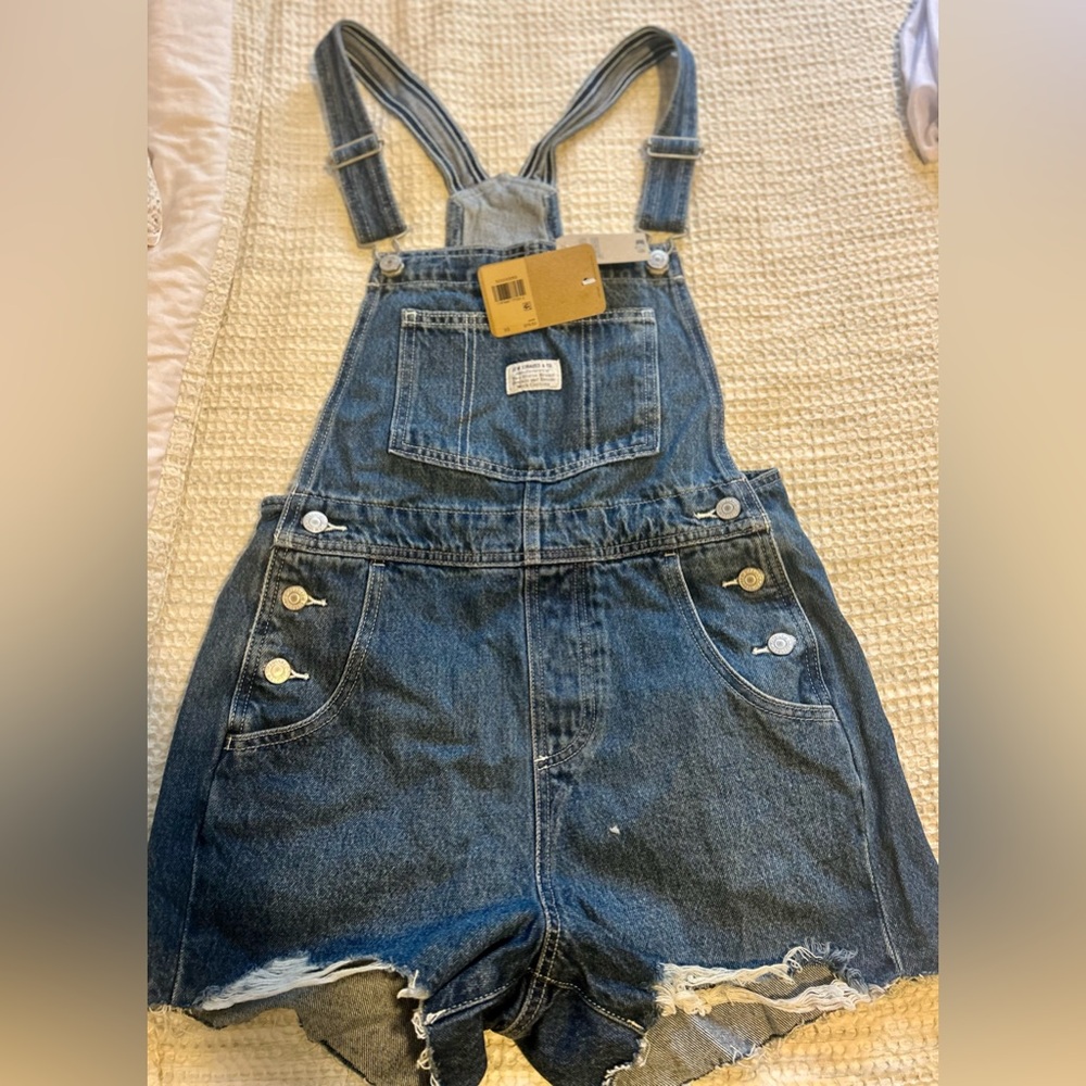 Brand new small Levi shortalls